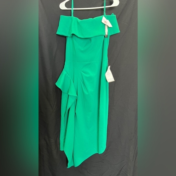 Betsy & Adam Off-the-Shoulder Stretch Crepe Drape Front Sheath Midi Dress - Picture 4 of 7